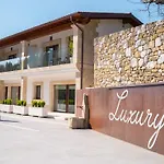 Luxury Río * Santillana del Mar